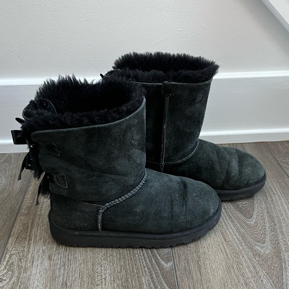 UGG Black Bailey Bow Boots Size